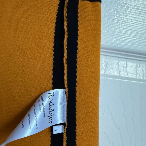 Knit flared skirt - Picture 10 of 11